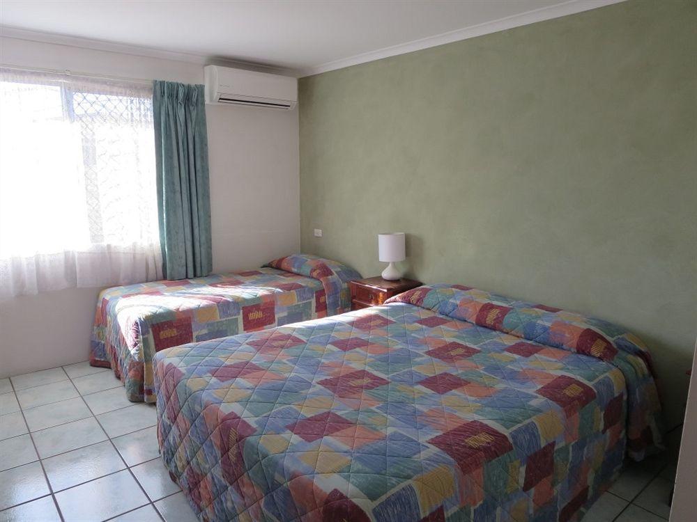 Galaxy Mackay Motor Inn Bagian luar foto